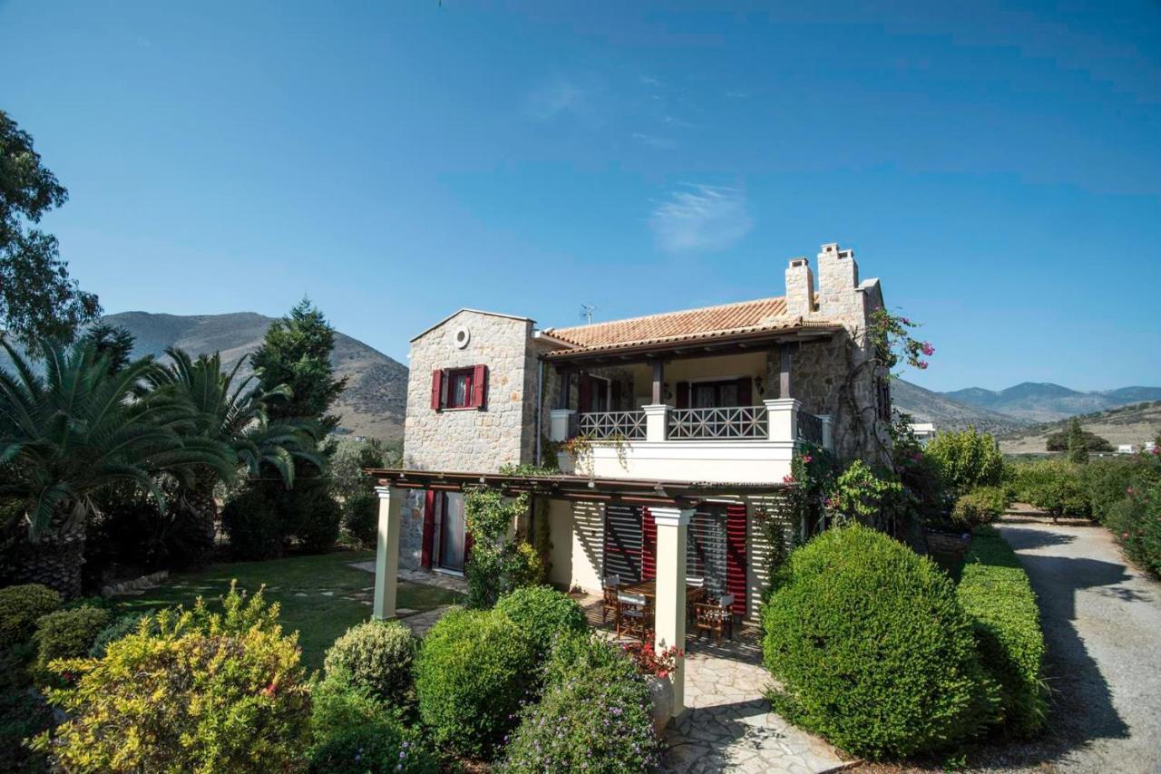 הוילה Galaxidi Mansion מראה חיצוני תמונה