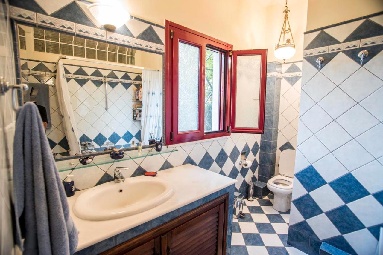 הוילה Galaxidi Mansion מראה חיצוני תמונה
