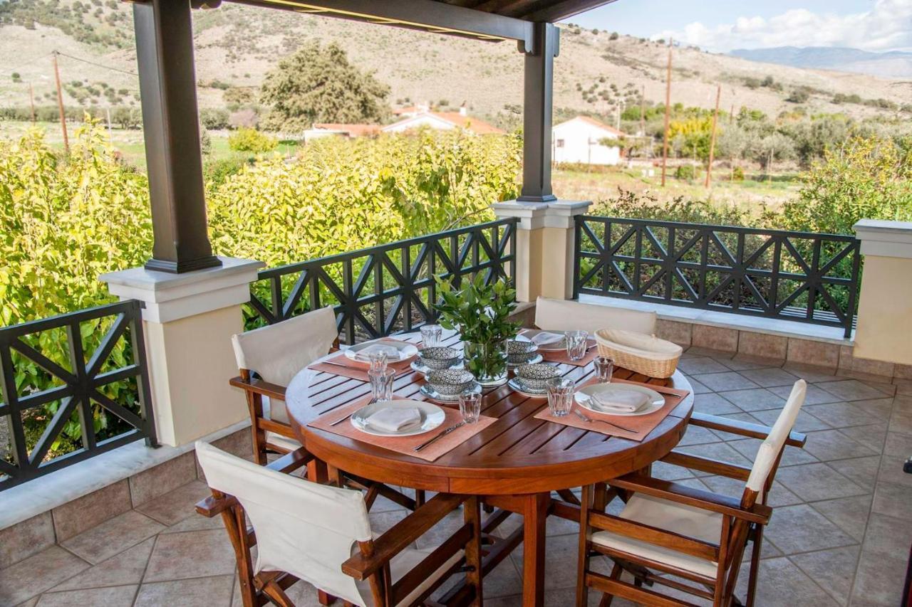 הוילה Galaxidi Mansion מראה חיצוני תמונה